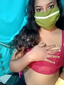 V HOT CUTE online show from November 16, 2025, 12:11 pm