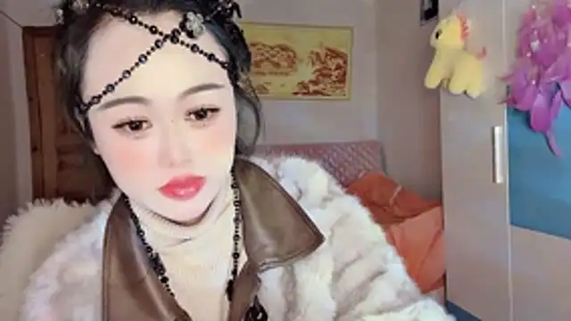 Snapshot of Xiaojuan61 chatting on November 28, 2025, 11:35 am Xiaojuan61 online show from November 28, 2025, 11:35 am