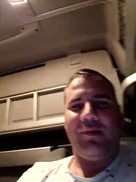 Chubbytop454 online show from November 19, 2025, 7:47 pm