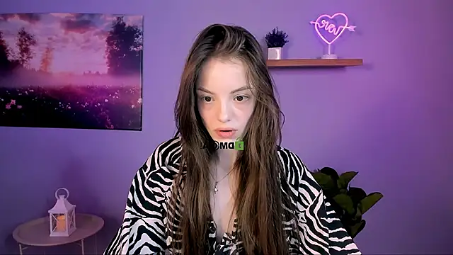 Snapshot of mia_starrr_ chatting on November 25, 2025, 9:53 am mia starrr online show from November 25, 2025, 9:53 am