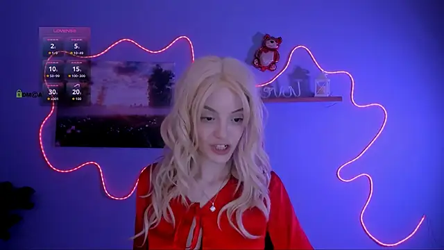 mia starrr  online show from March 4, 2026, 8:48 pm