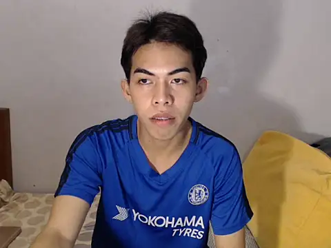 Urhotsilverboy online show from July 29, 2026, 10:02 am