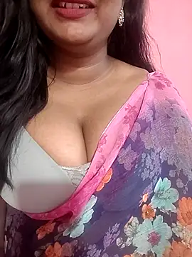 Snapshot of Keerthee_ chatting on November 20, 2025, 9:53 am Keerthee online show from November 20, 2025, 9:53 am