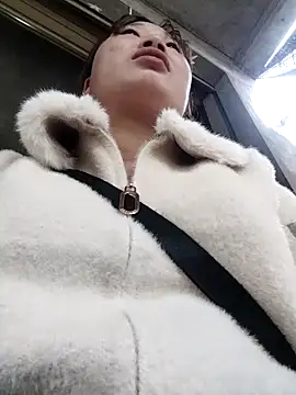 Snapshot of MINSSA502 chatting on November 10, 2025, 1:15 am MINSSA502 online show from November 10, 2025, 1:15 am