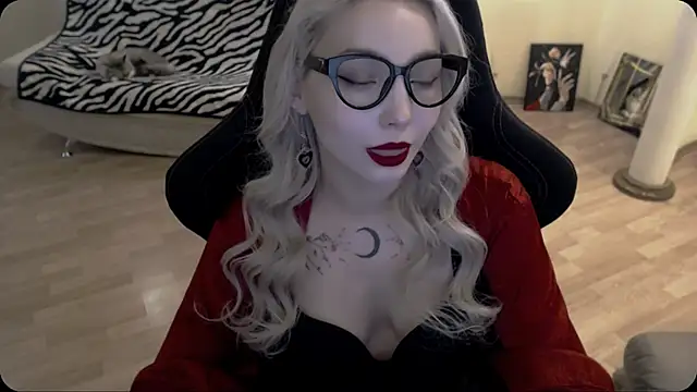 Snapshot of fromsun_forsoul777 chatting on November 18, 2025, 11:25 am fromsun forsoul777 online show from November 18, 2025, 11:25 am