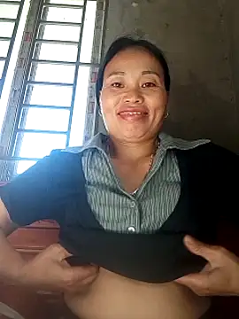 Karen china online show from November 30, 2025, 7:23 am