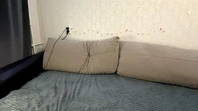 doublemuse online show from November 5, 2025, 5:13 pm