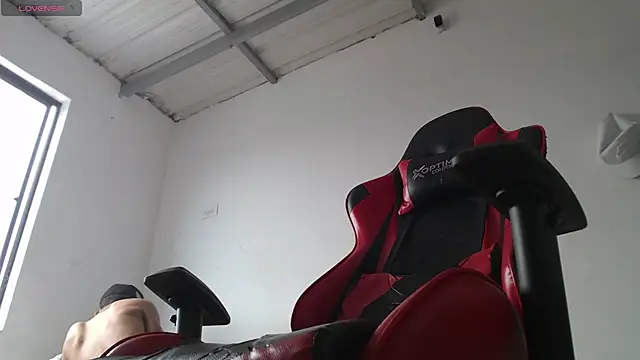 thebesthot online show from November 16, 2025, 4:45 pm