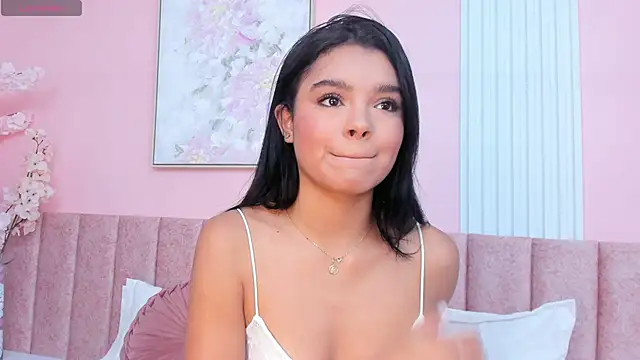 Isabelaclark  online show from November 24, 2025, 1:33 pm