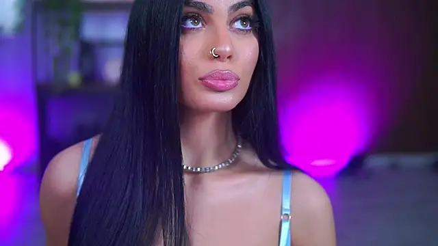 RavennaDArcy online show from February 19, 2026, 7:54 pm