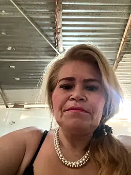 dirty-mother34 online show from November 23, 2025, 2:28 pm