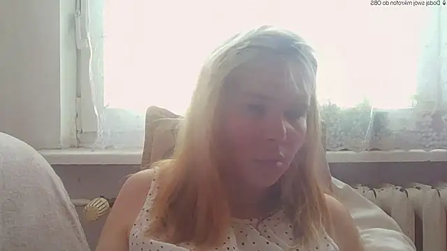 HornyElena online show from May 31, 2026, 3:08 pm