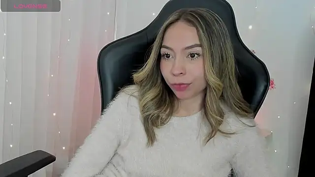 LuluuBerry online show from January 18, 2026, 7:50 pm