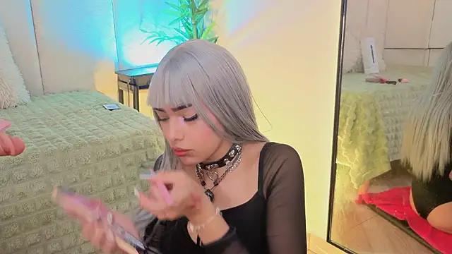  ViolletteNoir  online show from March 26, 2026, 8:47 pm