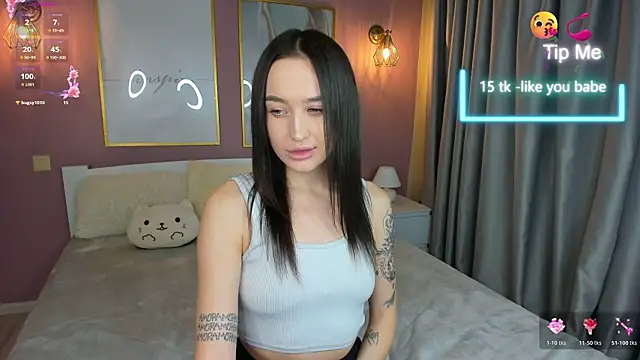 Megan Cuddly online show from November 22, 2025, 1:21 pm