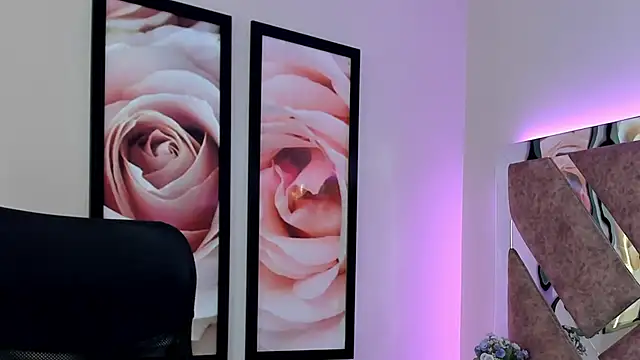 Snapshot of ScarlettSinclairr chatting on December 2, 2025, 3:45 am ScarlettSinclairr online show from December 2, 2025, 3:45 am