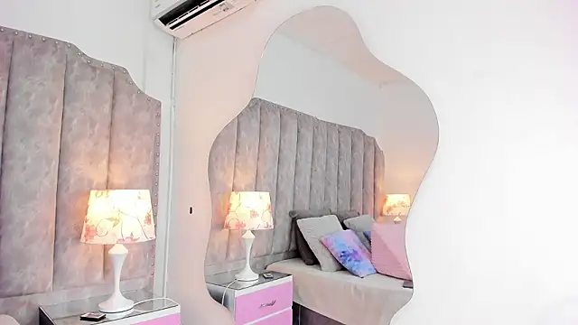 RubyCrox online show from February 26, 2026, 8:19 pm