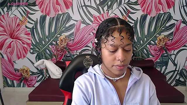 Agatha Amaya online show from November 30, 2025, 1:26 pm