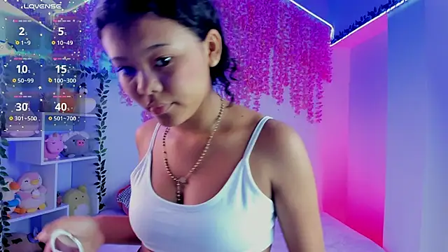 Snapshot of _hanna_sky chatting on November 21, 2025, 4:16 pm hanna sky online show from November 21, 2025, 4:16 pm