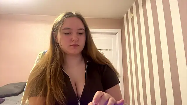 BabyBlissxx online show from March 25, 2026, 10:05 pm