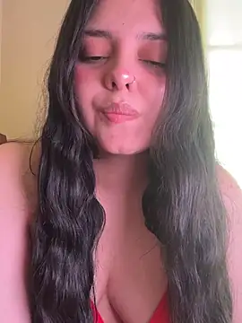 Snapshot of candicewest_ chatting on May 2, 2026, 5:07 pm candicewest online show from May 2, 2026, 5:07 pm