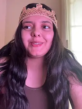 Snapshot of candicewest_ chatting on May 5, 2026, 5:10 pm candicewest online show from May 5, 2026, 5:10 pm