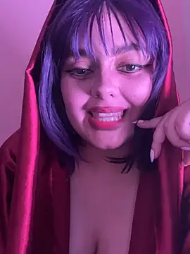 Snapshot of candicewest_ chatting on July 25, 2026, 7:00 pm candicewest online show from July 25, 2026, 7:00 pm