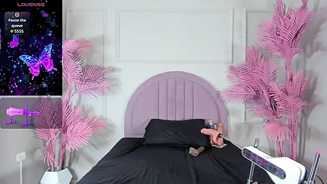 Snapshot of Tamaramilleer chatting on February 8, 2026, 3:54 am Tamaramilleer online show from February 8, 2026, 3:54 am