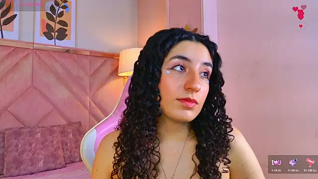 DemiJones  online show from April 21, 2026, 3:57 am