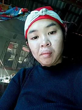 Mabel-122 online show from November 28, 2025, 5:43 am