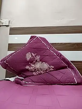 Ladzy kieu online show from December 1, 2025, 2:16 am