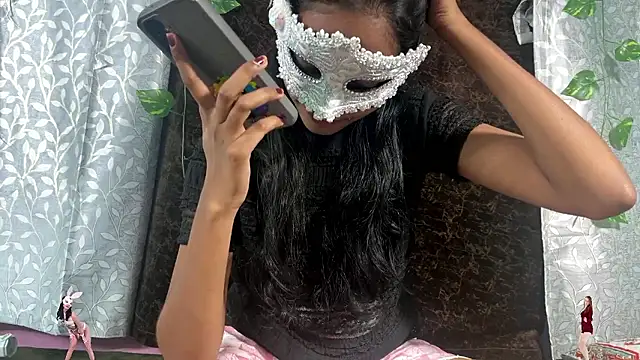 leenaboyxh online show from January 11, 2026, 10:53 am