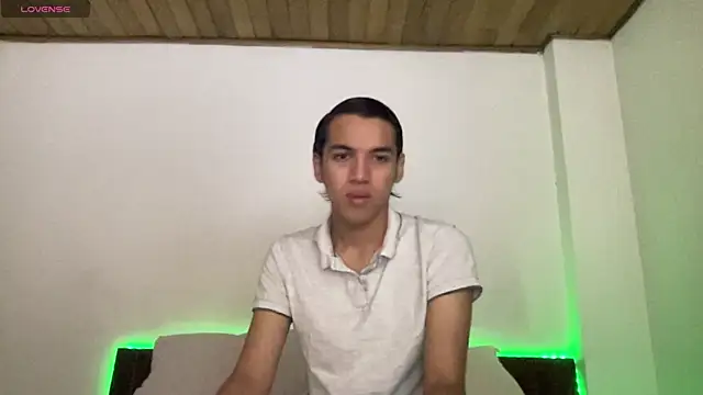 call me theo online show from December 2, 2025, 10:42 am