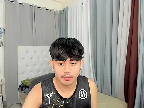 Snapshot of asianblackbigcock chatting on November 12, 2025, 4:35 am asianblackbigcock online show from November 12, 2025, 4:35 am