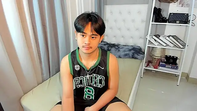 Snapshot of asianblackbigcock chatting on November 27, 2025, 5:09 am asianblackbigcock online show from November 27, 2025, 5:09 am