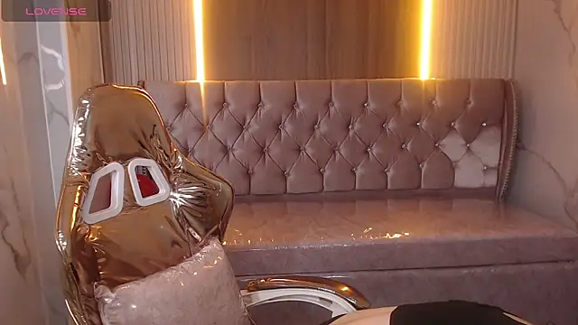 sunny2 b online show from November 19, 2025, 11:54 am