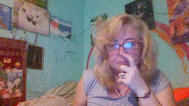 Tati 0808 online show from November 23, 2025, 5:35 pm