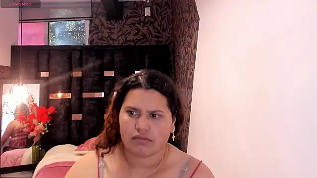 Nina  Sky online show from December 1, 2025, 12:21 pm