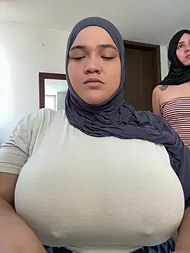 sweetmuslim01 online show from February 12, 2026, 6:03 pm