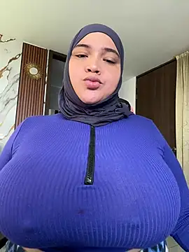 sweetmuslim01 online show from June 16, 2026, 5:59 pm