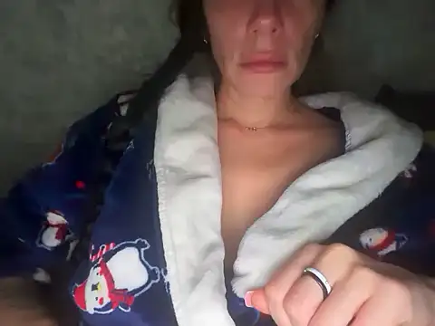 Snapshot of Angelinaa19 chatting on November 20, 2025, 8:47 am Angelinaa19 online show from November 20, 2025, 8:47 am