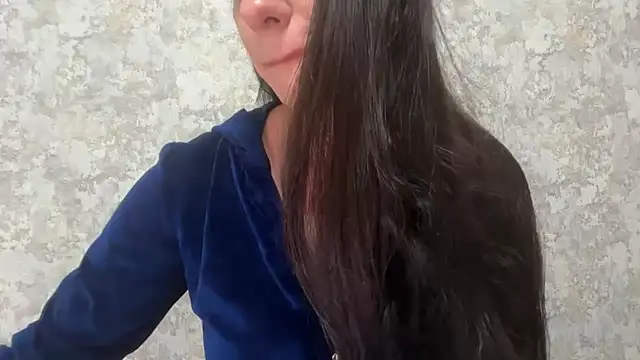 Angelinaa19 online show from April 18, 2026, 12:42 pm