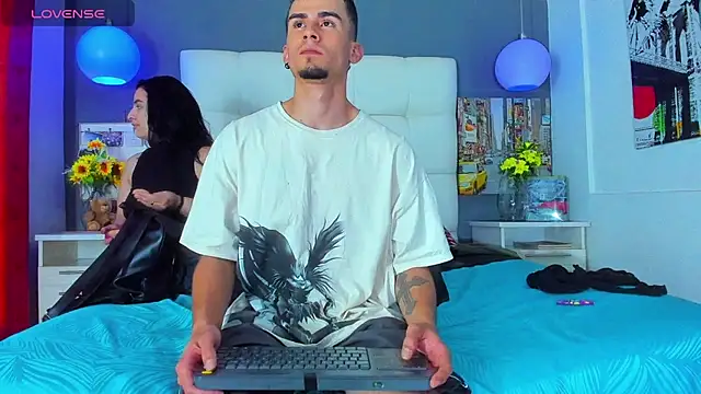 Sharon Tyga20 online show from November 21, 2025, 8:07 pm