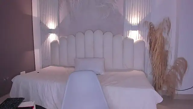 Snapshot of Nicky__21 chatting on November 12, 2025, 6:41 pm Nicky 21 online show from November 12, 2025, 6:41 pm