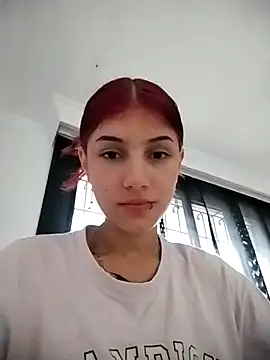 Snapshot of jov_and_thomas chatting on November 16, 2025, 7:19 pm jov and thomas online show from November 16, 2025, 7:19 pm