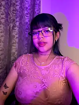 VIOLET EF online show from November 13, 2025, 6:12 am