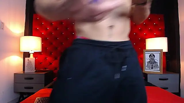 Magnar Royal online show from November 11, 2025, 9:53 am