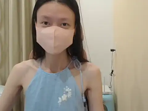 Lil-Cherries online show from April 9, 2026, 2:00 pm