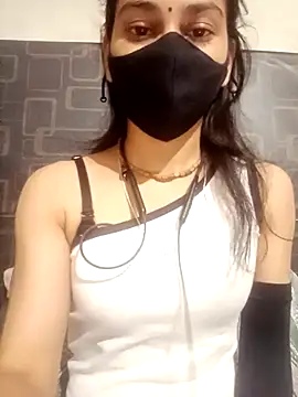 Fairy Pie online show from December 15, 2025, 3:49 pm