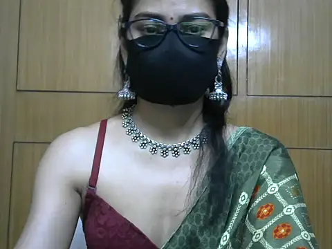 Fairy Pie online show from April 19, 2026, 9:28 pm